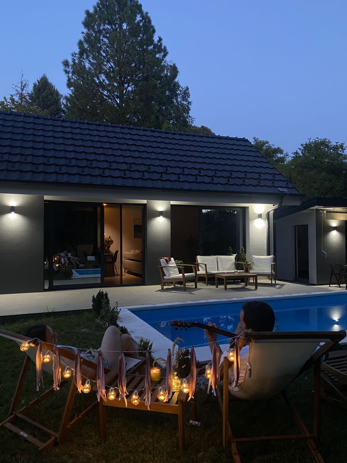 ForestAura outdoor dining